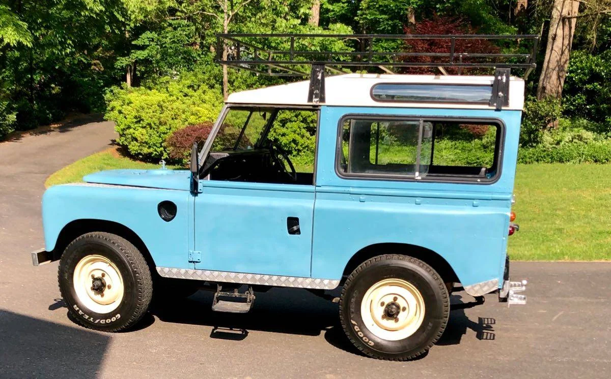 Land Rover.jpg