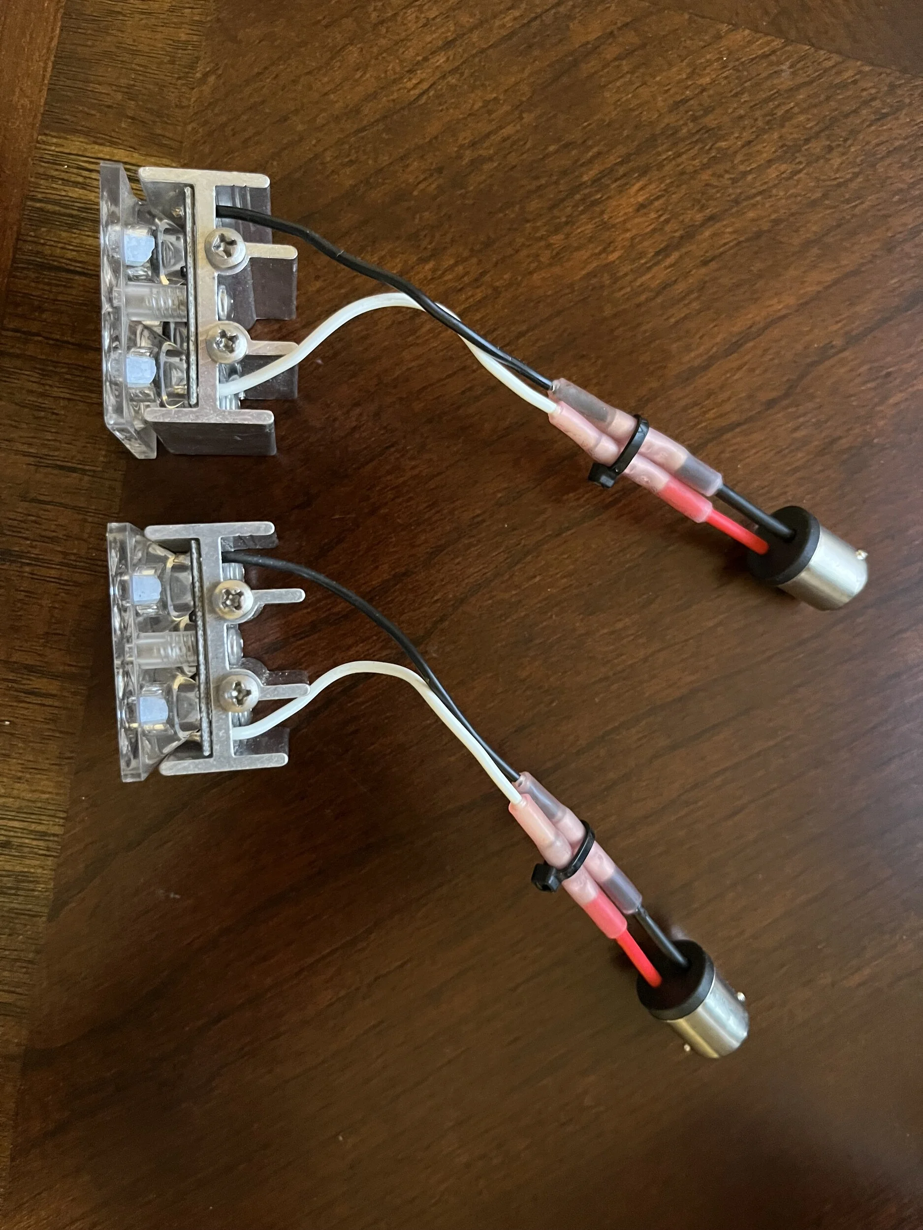 LED2.jpg