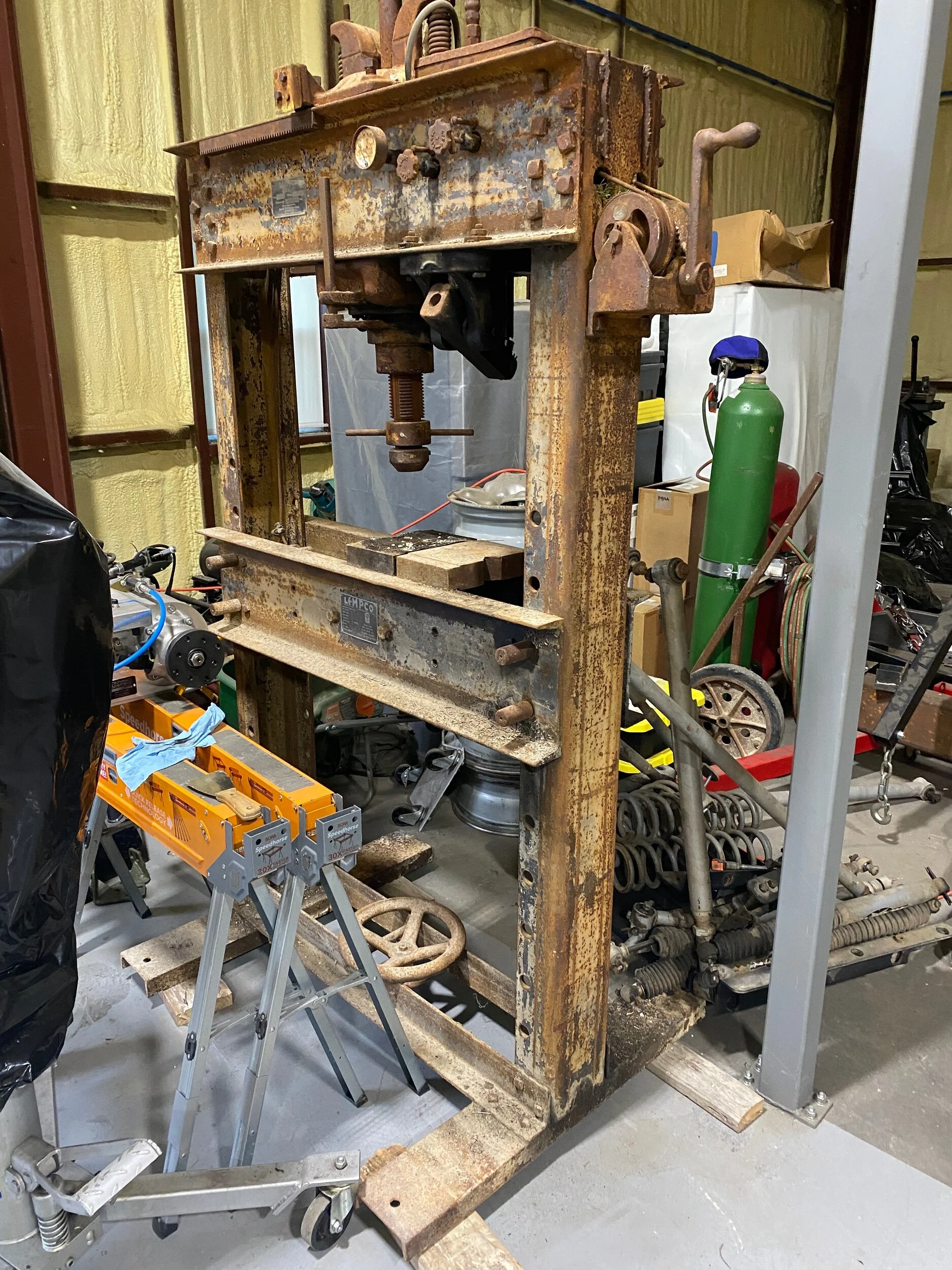 LempCo Press 60T 400A.jpg