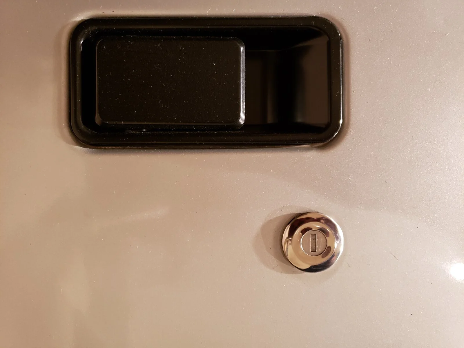 Lock trim cap.webp