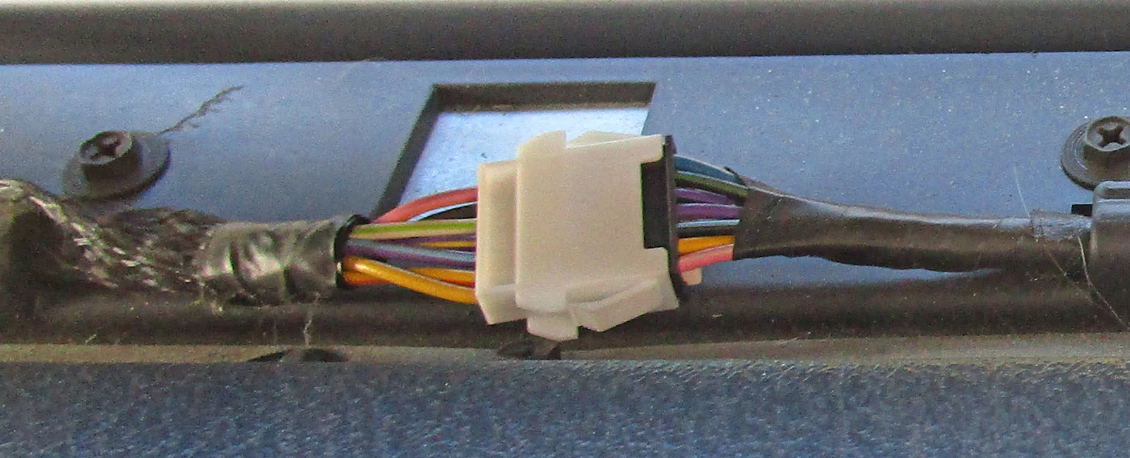 Mirror_Connector_Dash.webp