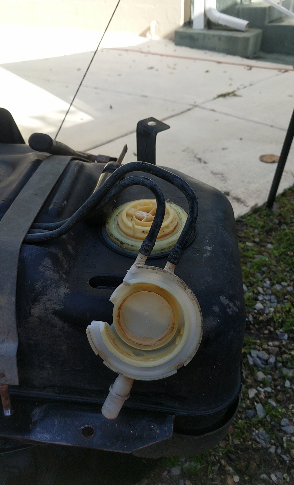 Dropped my gas tank and forgot to disconnect the rollover valve: Am I  screwed? | Jeep Wrangler TJ Forum