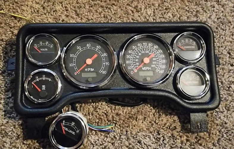 77073