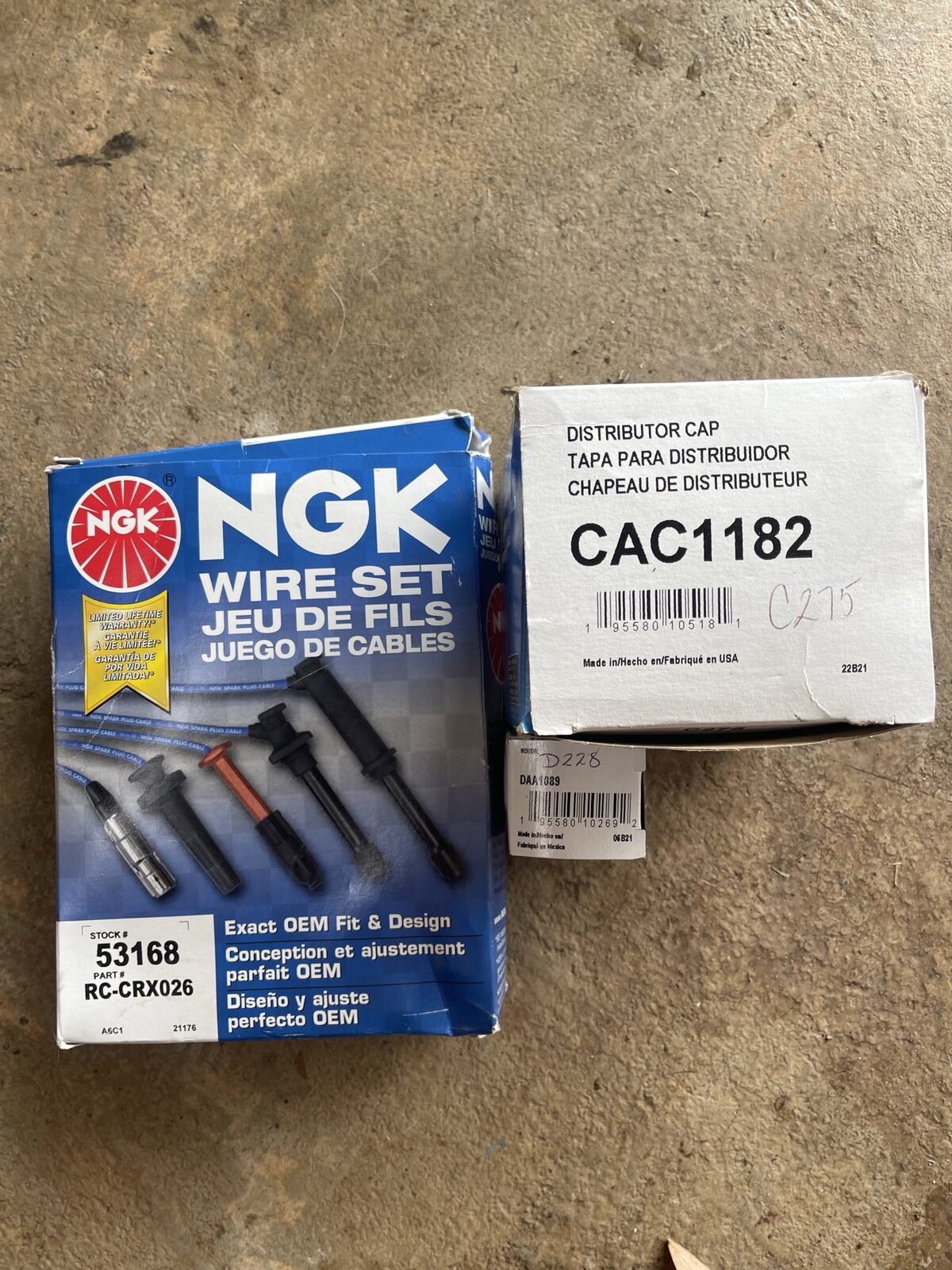 NGK Wires Distributor Cap Button.JPEG