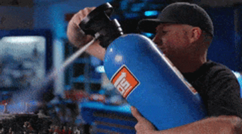 nitrous-botle.gif