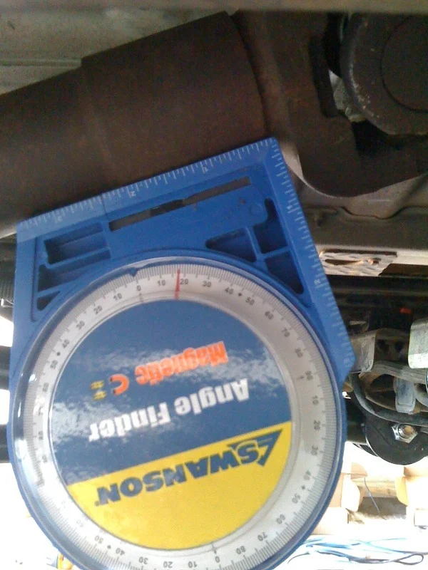PinionAngleMeasuring2.webp