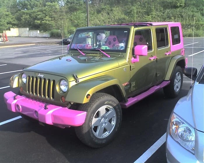 pink green jeep.webp