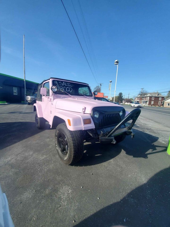 pink jeep1.jpg