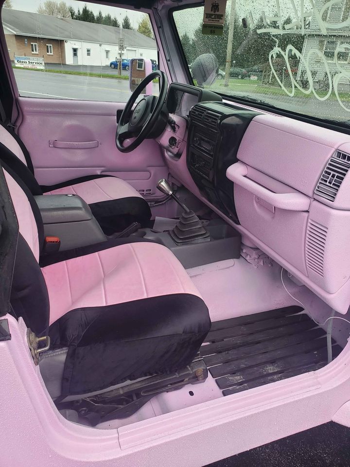 pink jeep3.jpg