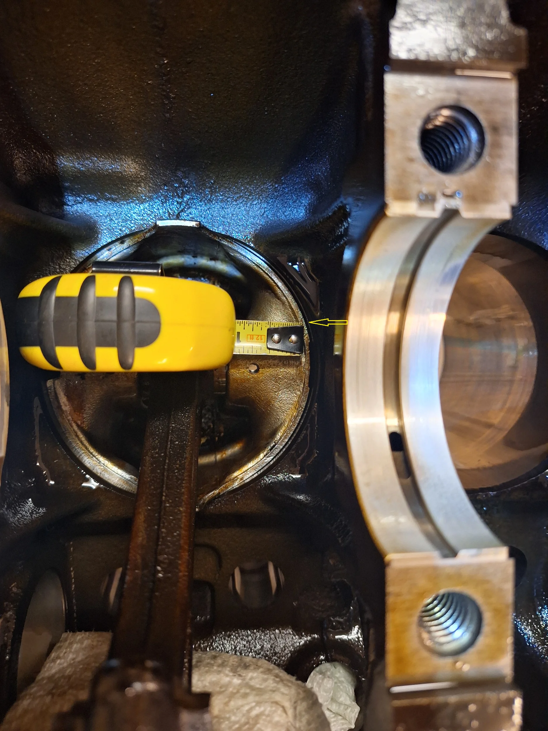 Piston_2_side_clearance.png