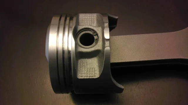 PistonSnapRingInstalled.webp