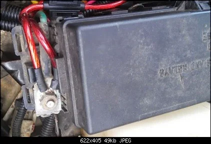Power-Distribution-Center-Power-Lug.webp