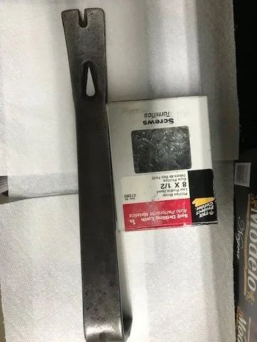 Pry bar and self tapping screws.jpg