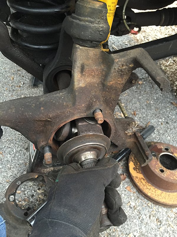 How to Install a Jeep Wrangler Front Axle U-Joint and Hub | Jeep Wrangler TJ  Forum