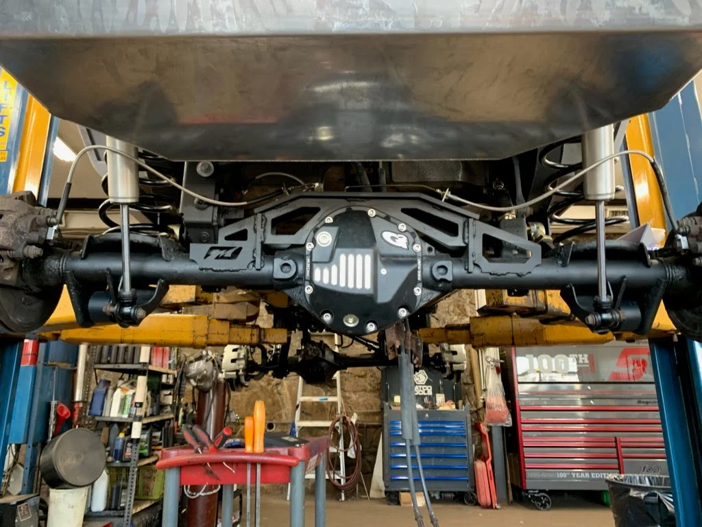 Rear Brake Lines 01.jpg