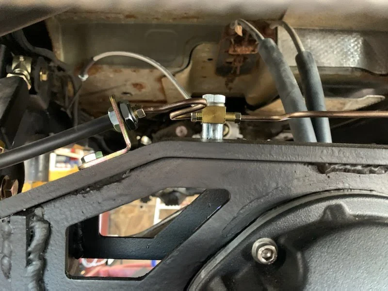 Rear Brake Lines 02.jpg