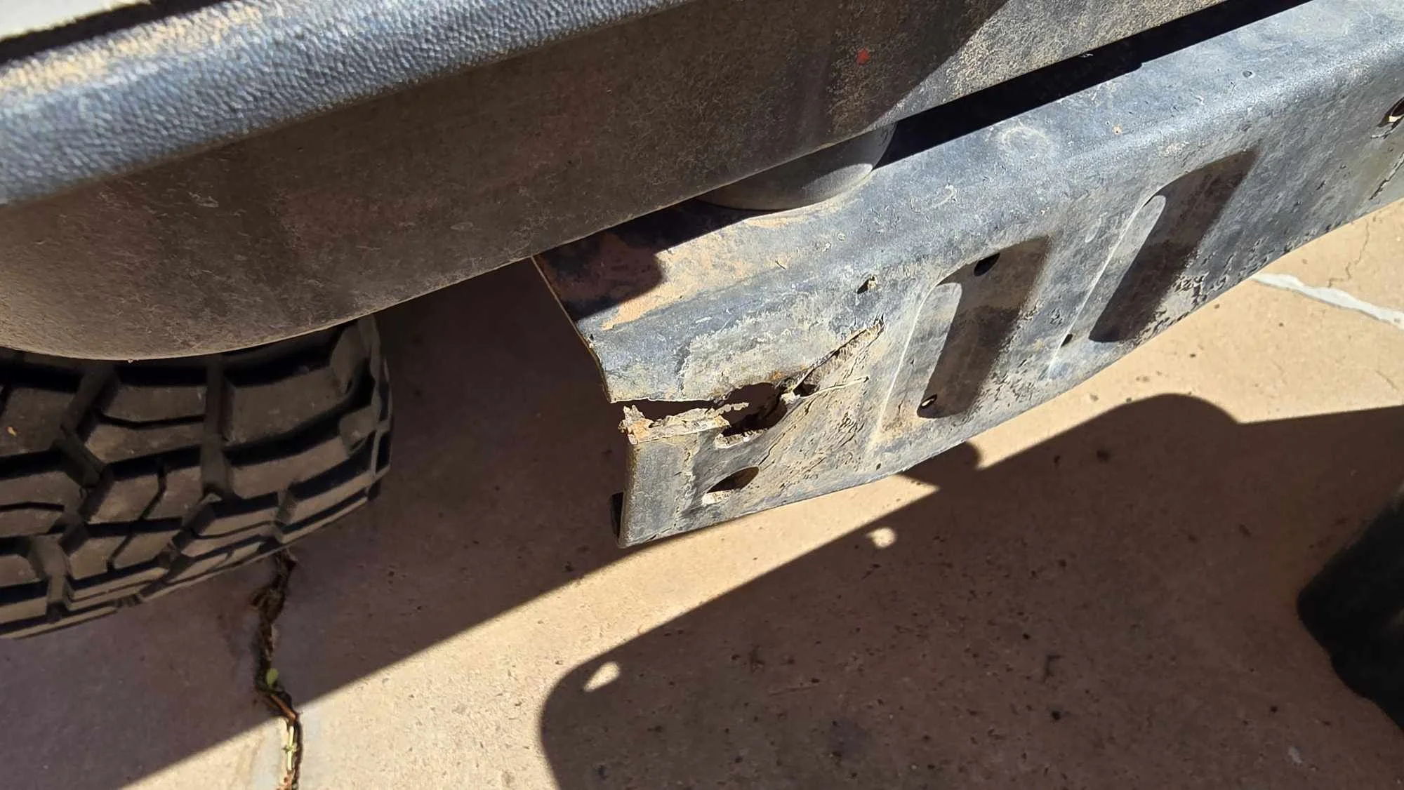 rear spanner damage_left.webp