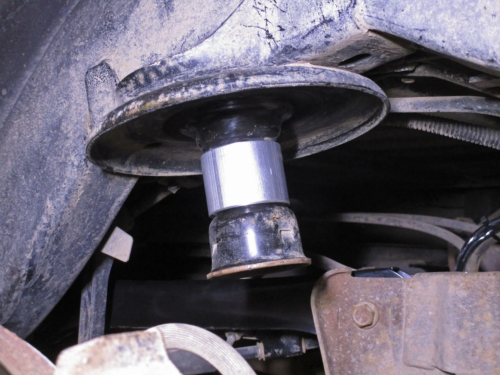 Rear_Bump_Ext_03.webp