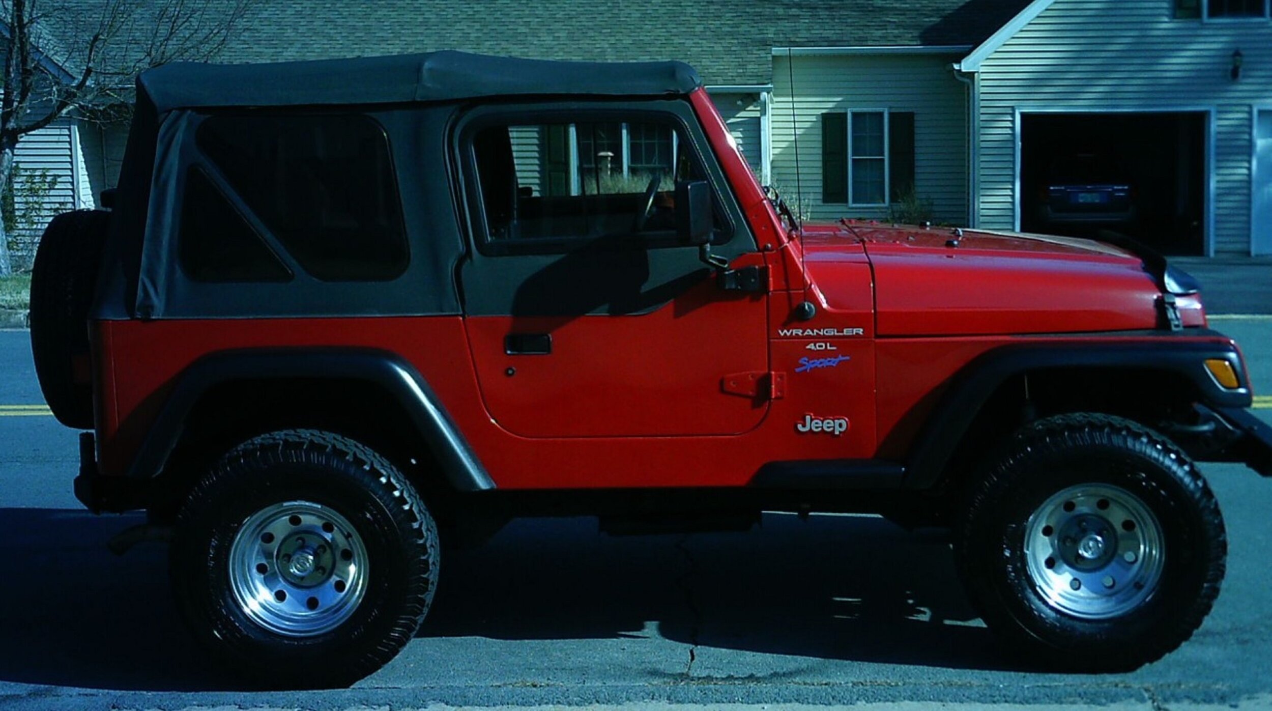 RED JEEP (2).jpg