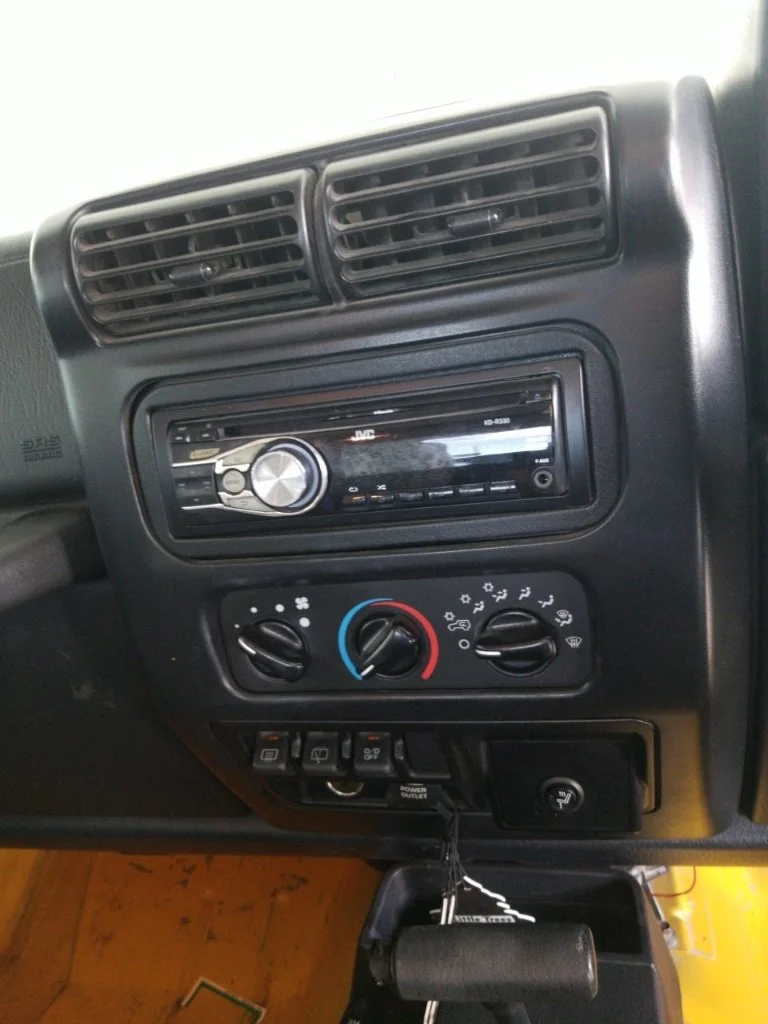 right ac.jpg
