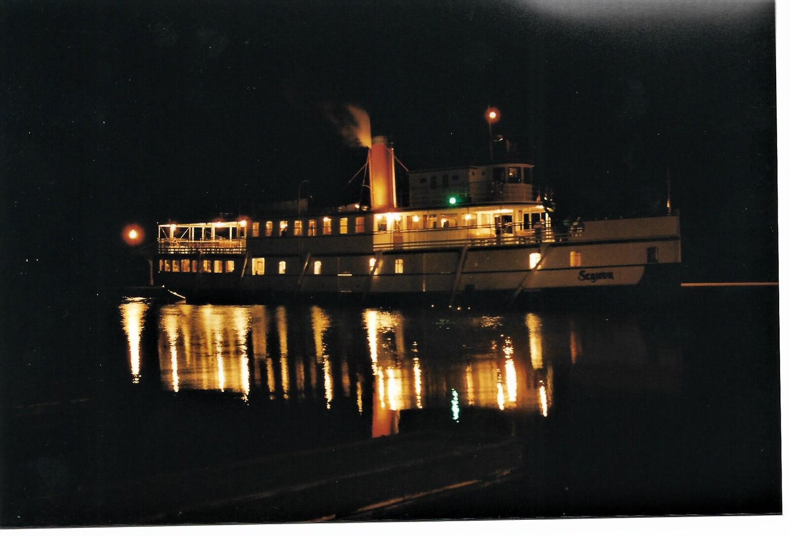RMS Segwun at night.jpg