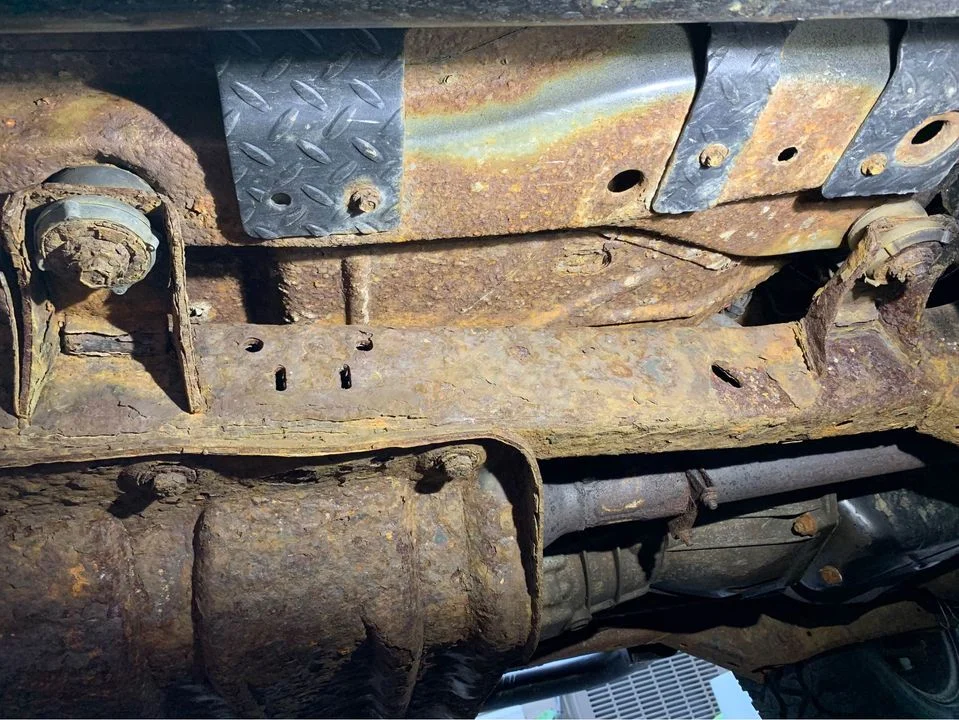RUSTY Jeep.jpg