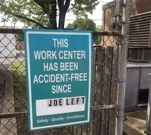 safety days sign.webp