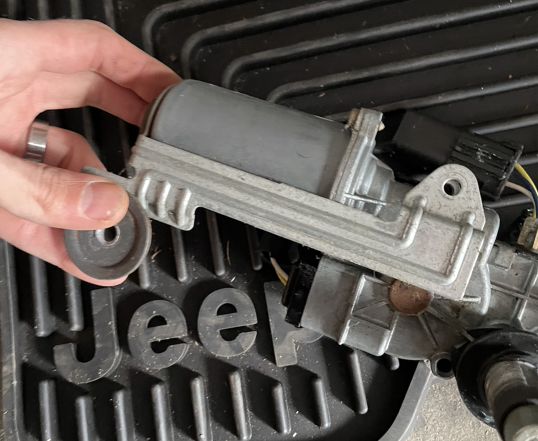 How to replace the rear wiper motor on a 97-02 hardtop | Jeep Wrangler TJ  Forum