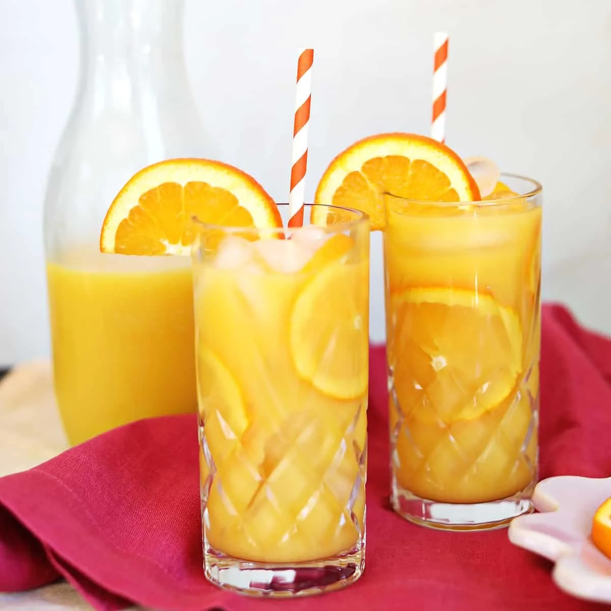 Screwdriver-Cocktail-1.webp