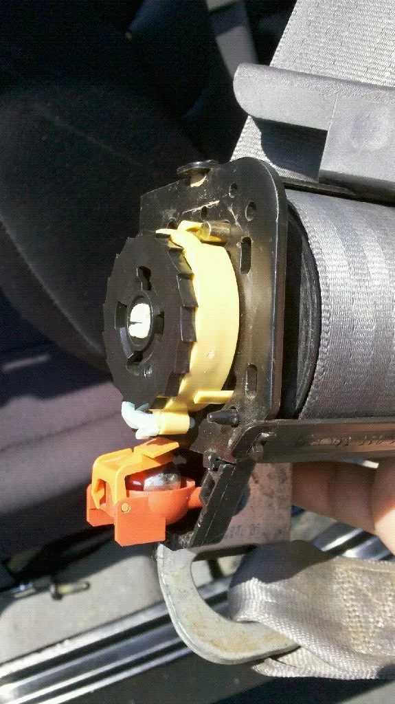 Seatbelt locking mechanism.jpg