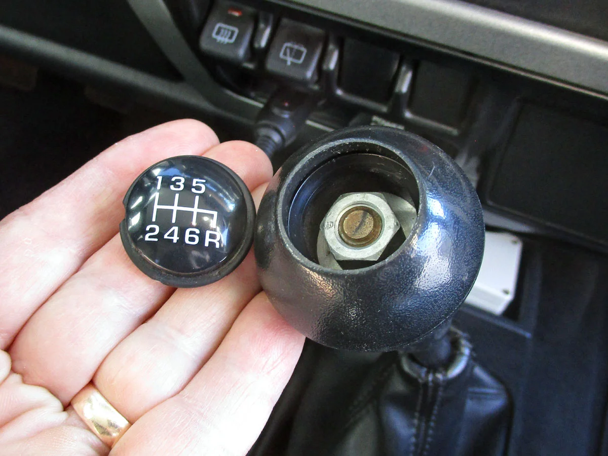 shift_knob_08.webp