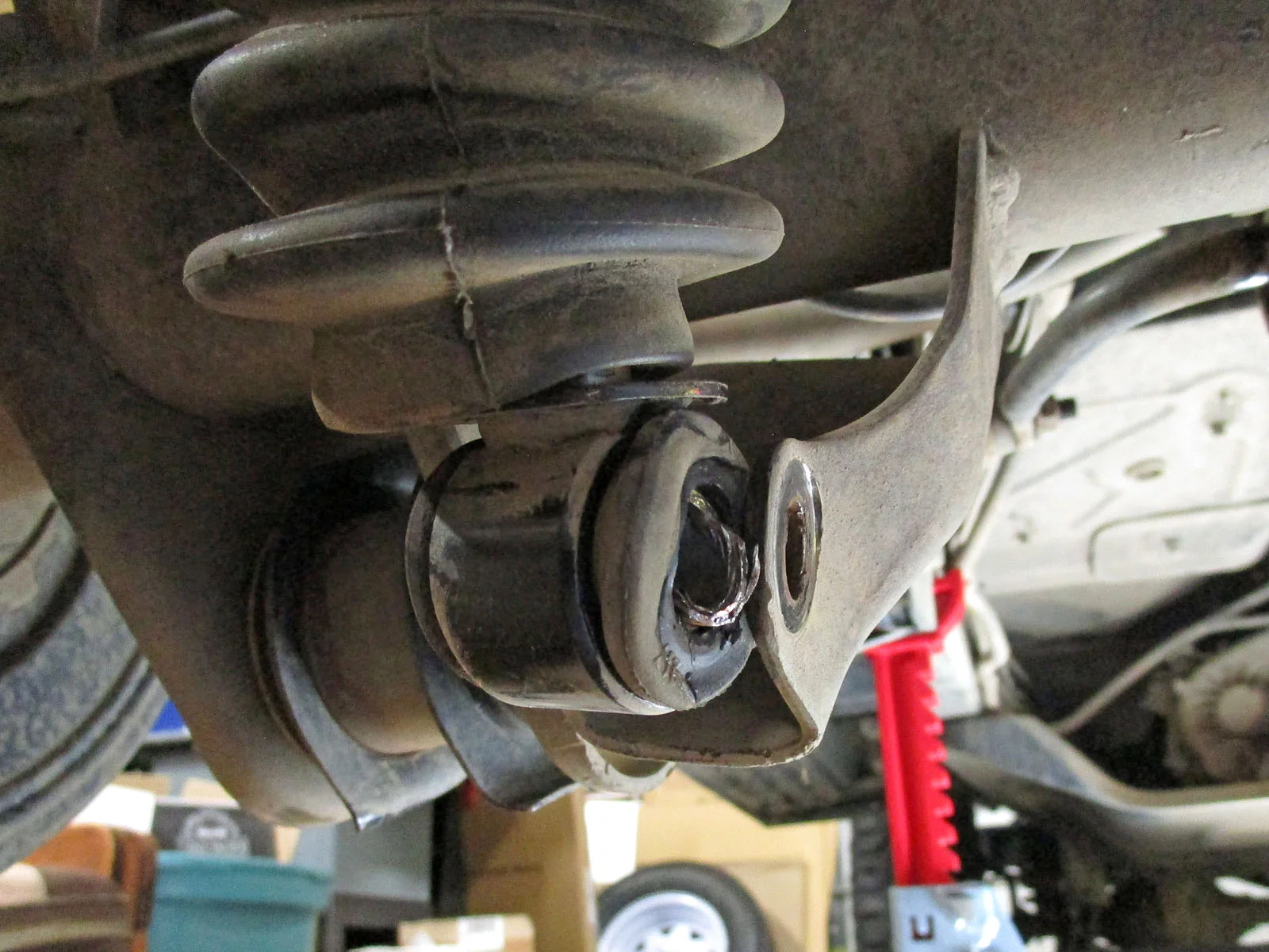 Shock_Bushings_01.webp