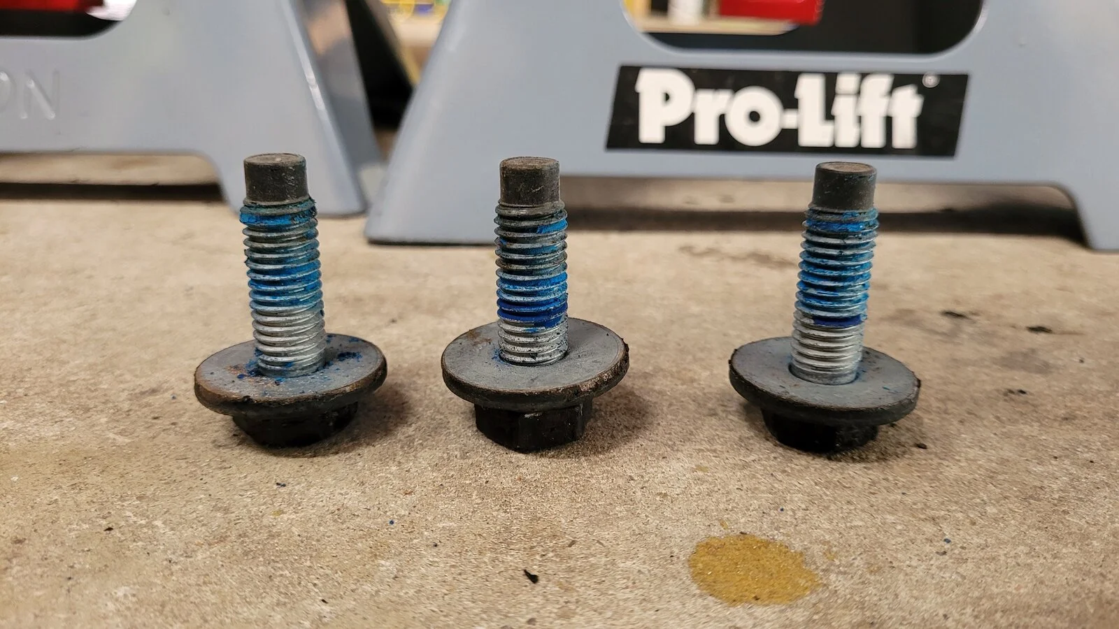 Skidplate Bolts.webp