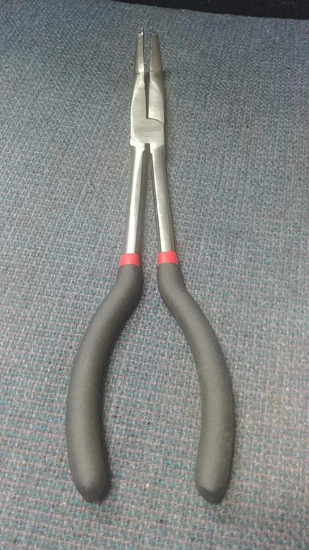 snapring_pliers-jpg.webp