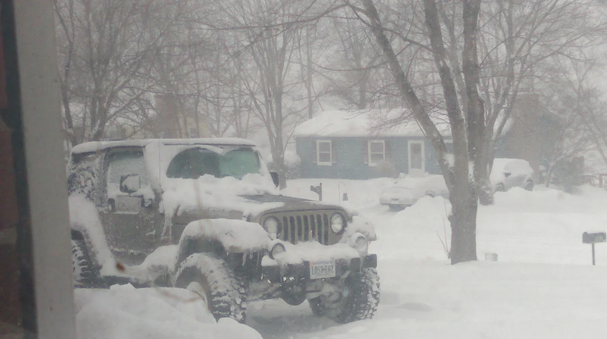 SNOW JEEP.jpg