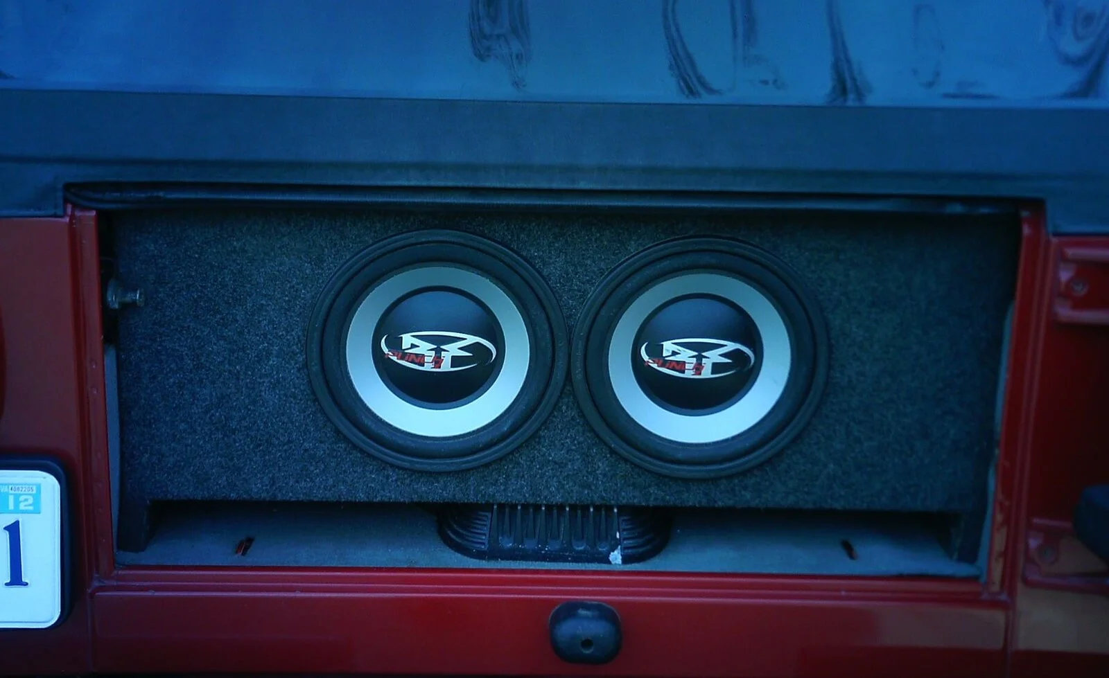 SPEAKER BOX (2).webp