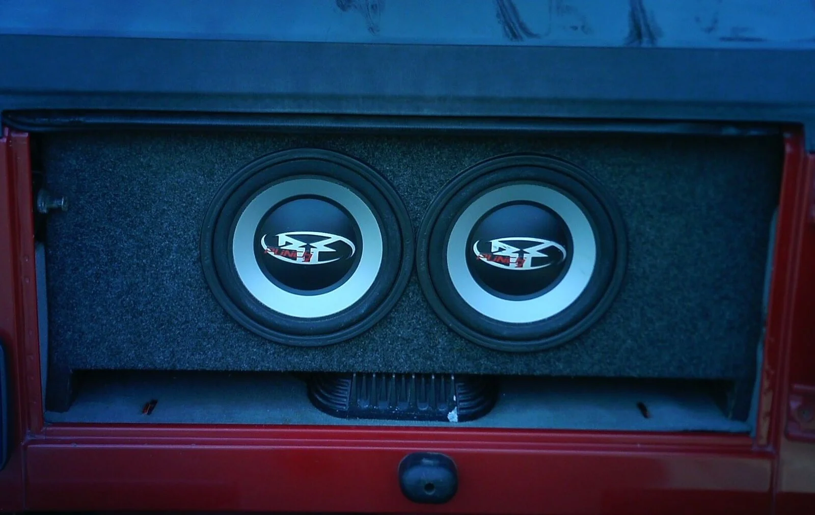 SPEAKER BOX (3).jpg