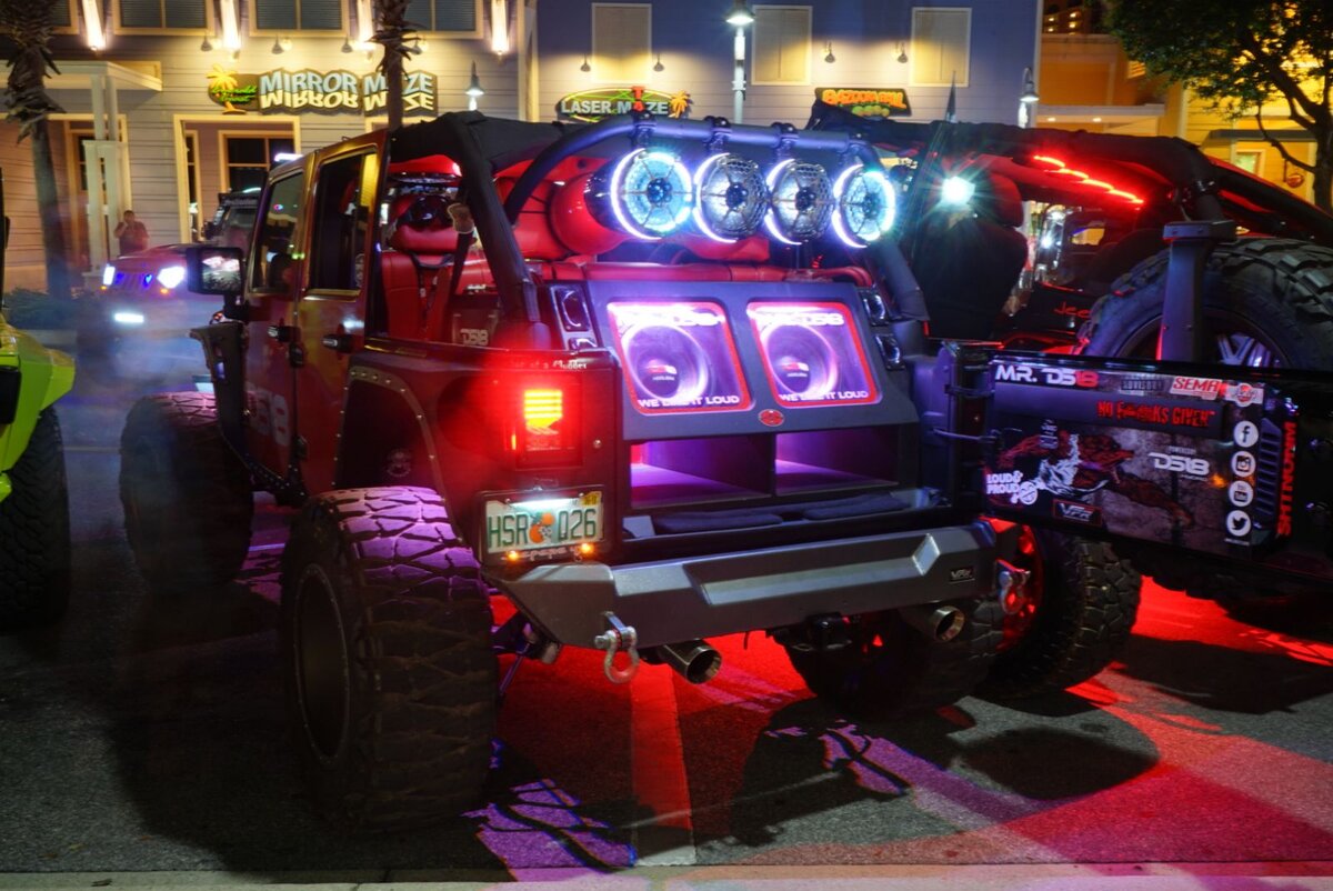 Anyone running waketower speakers in there jeep? | Jeep Wrangler TJ Forum