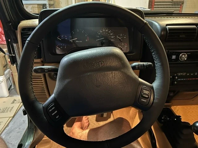 steering wheel.webp