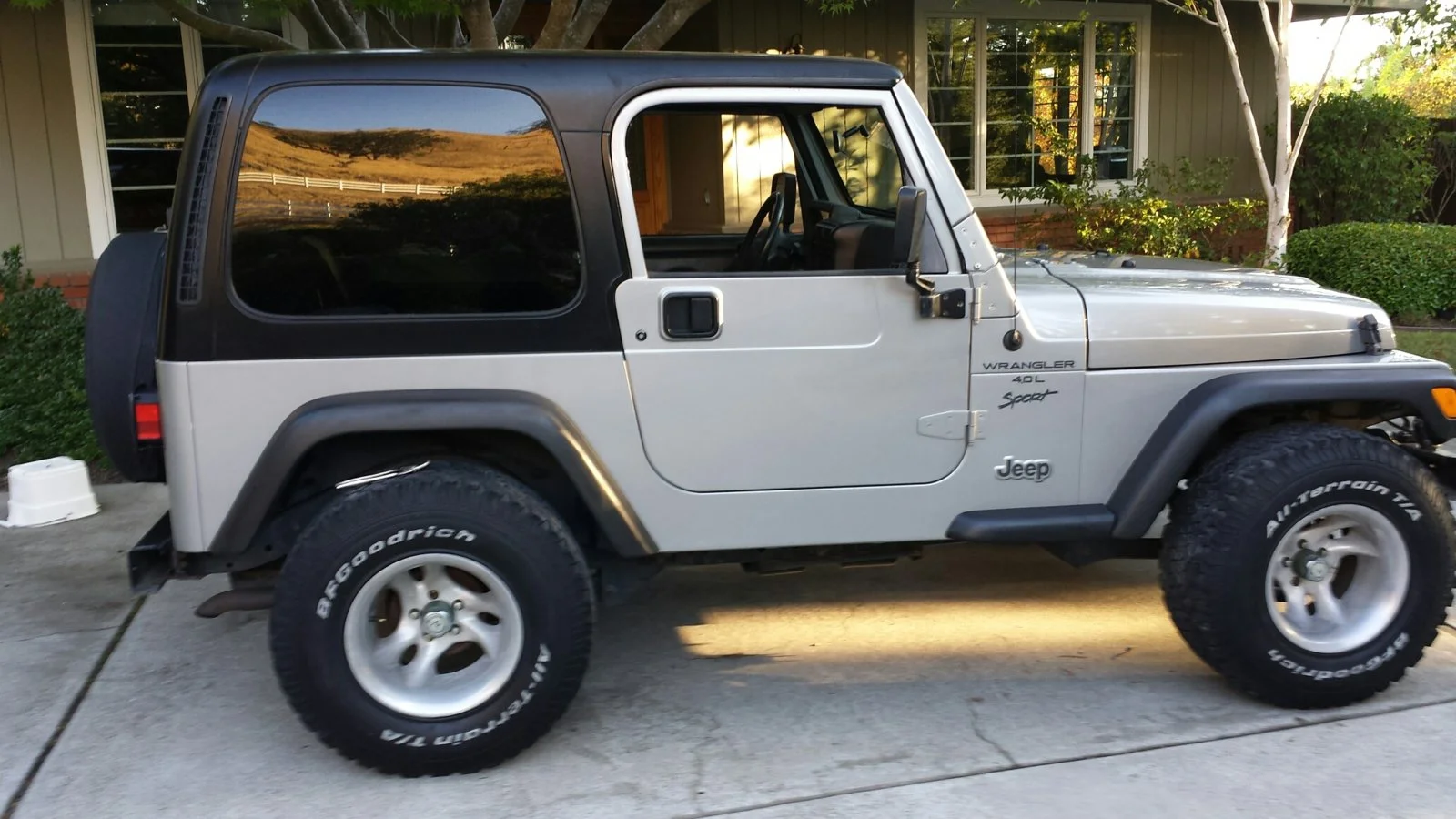 Stock jeep.webp