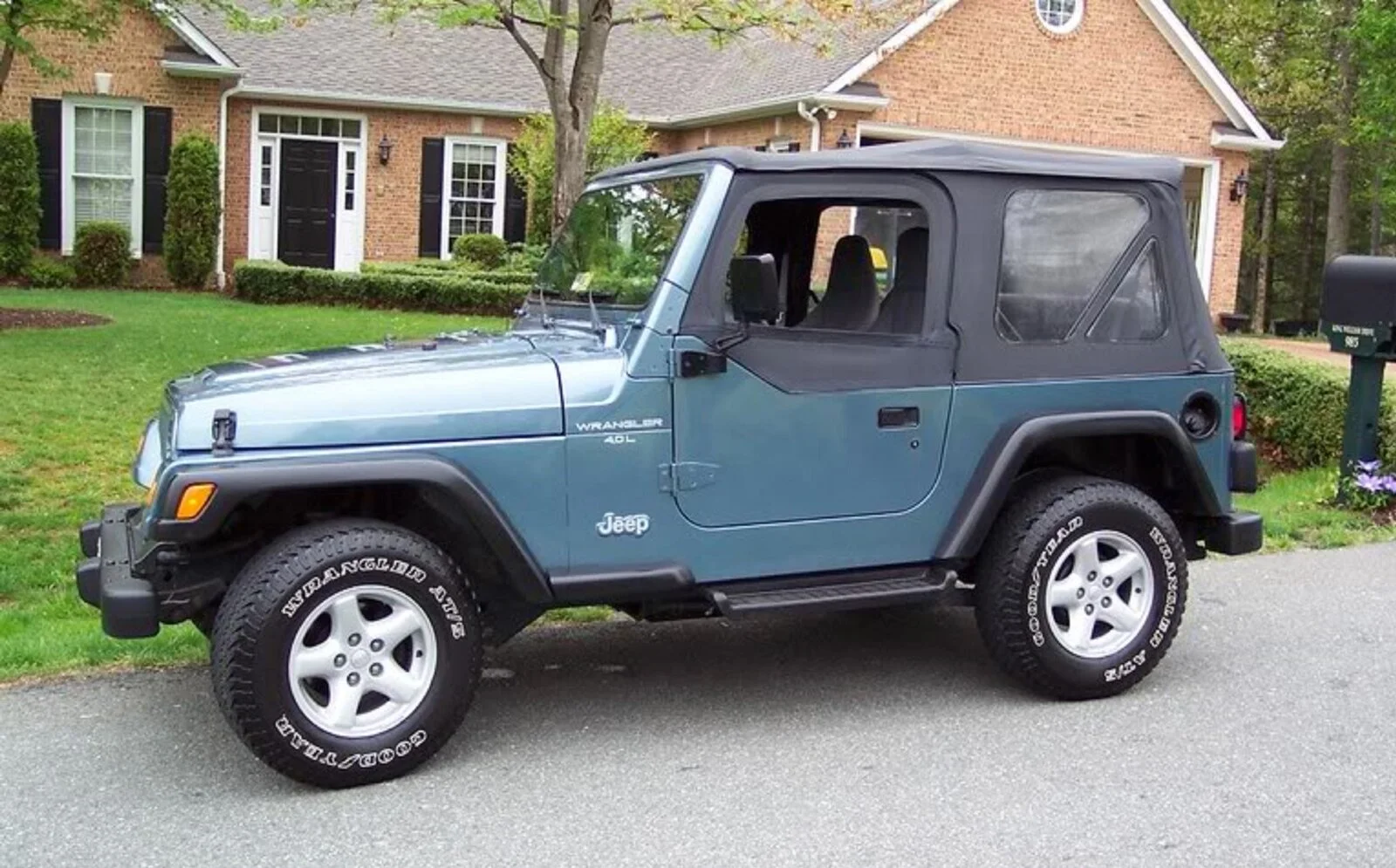 stockjeep1 (2).webp