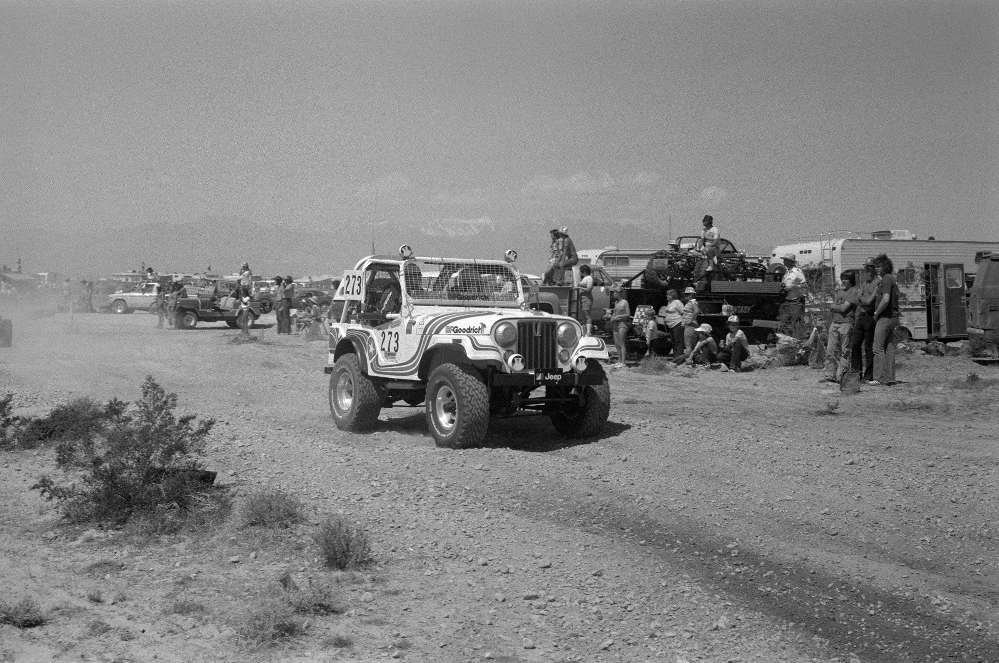 super jeep.webp