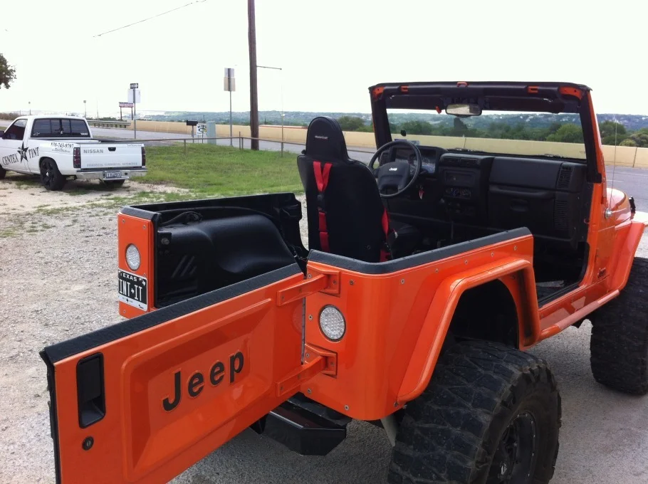 tailgateswingout.webp