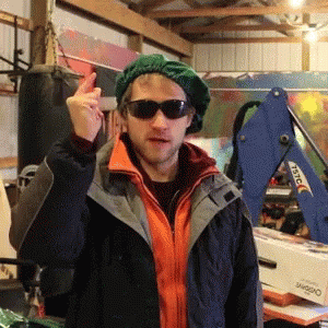 tenor.gif