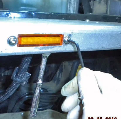 TighteningScrew.jpg