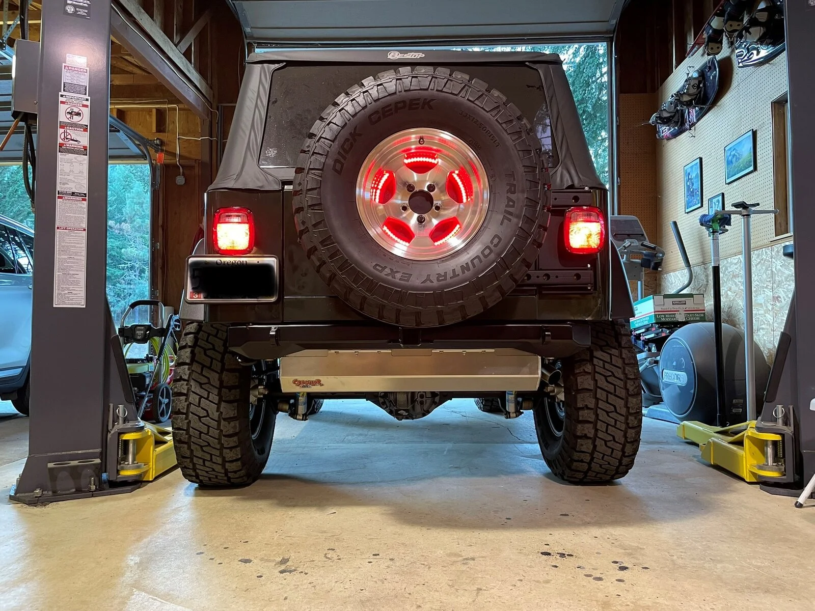 tj-brake-lights-jpg.jpg