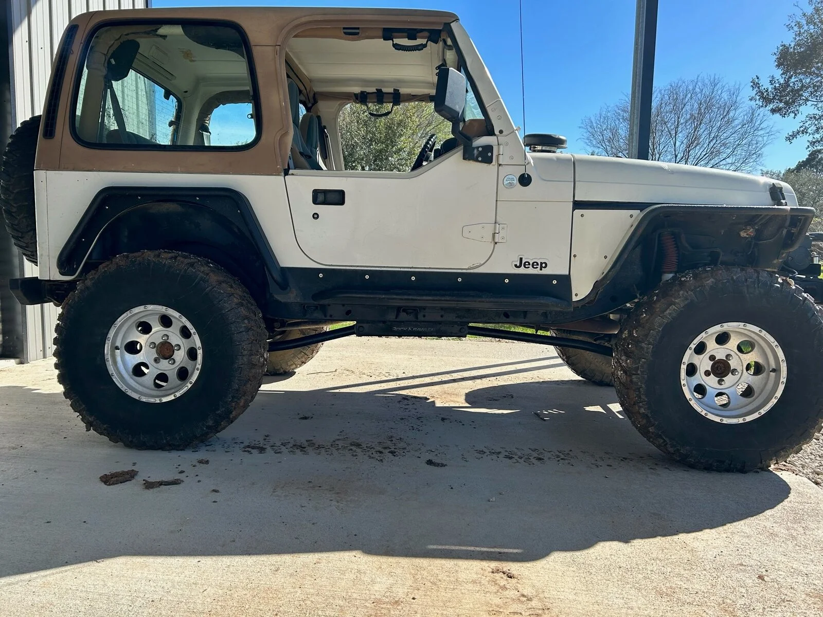 TJ7.webp