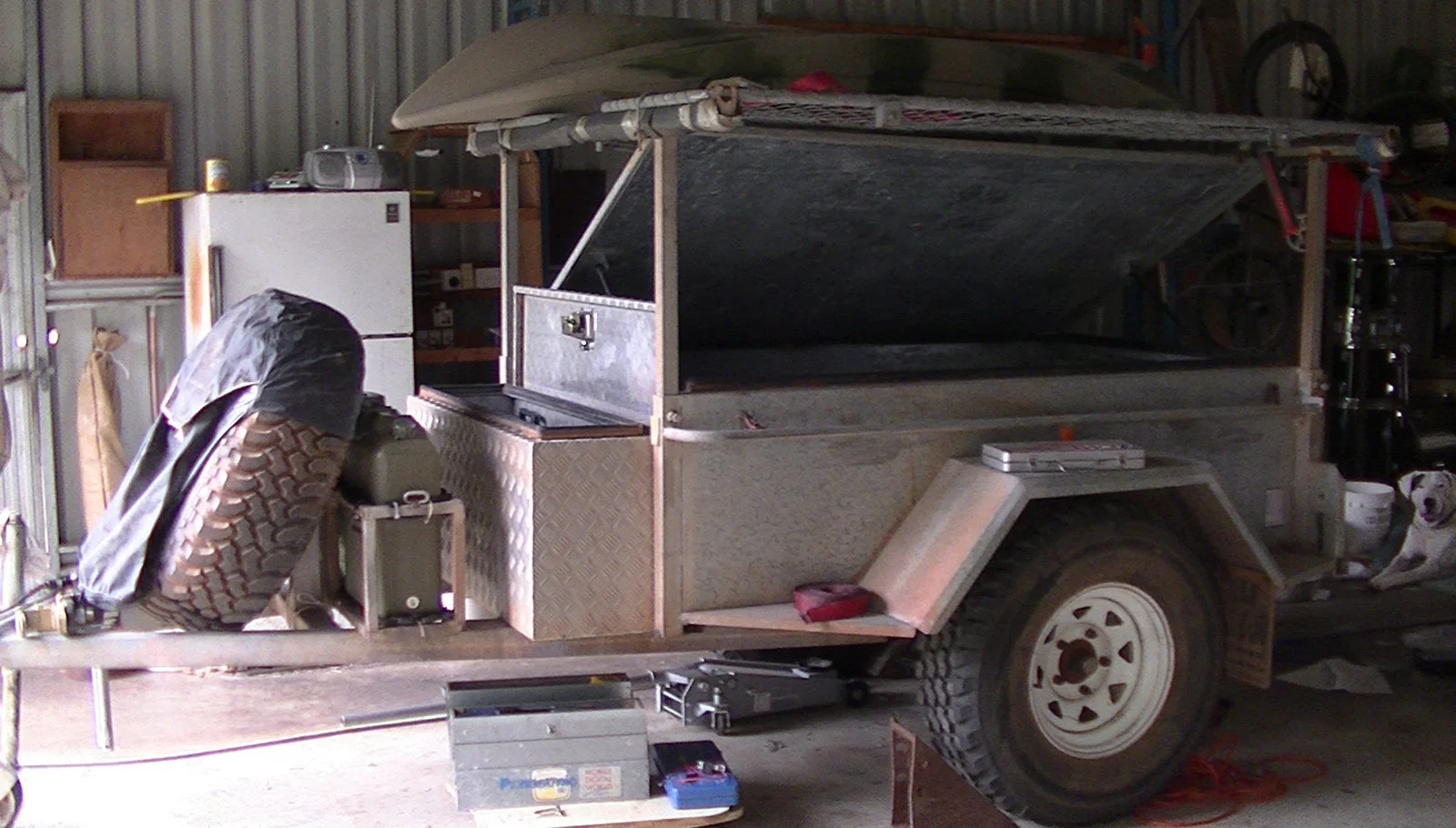 tjtrailer002.webp