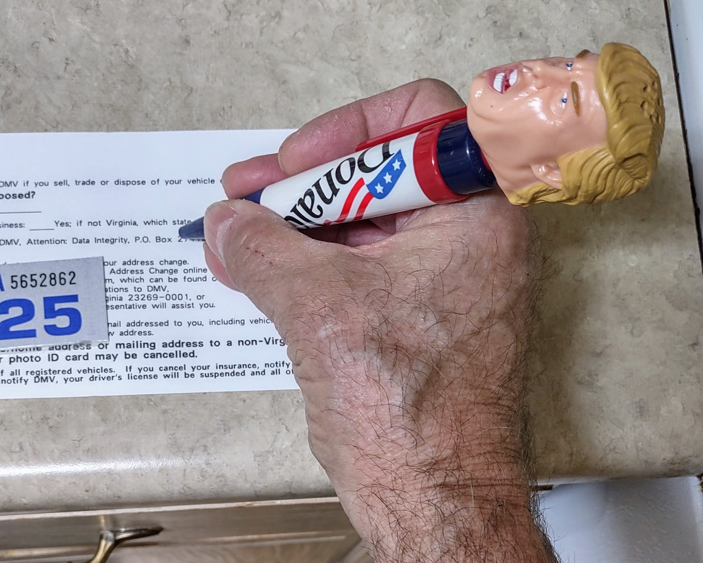 Trump pen2.jpg