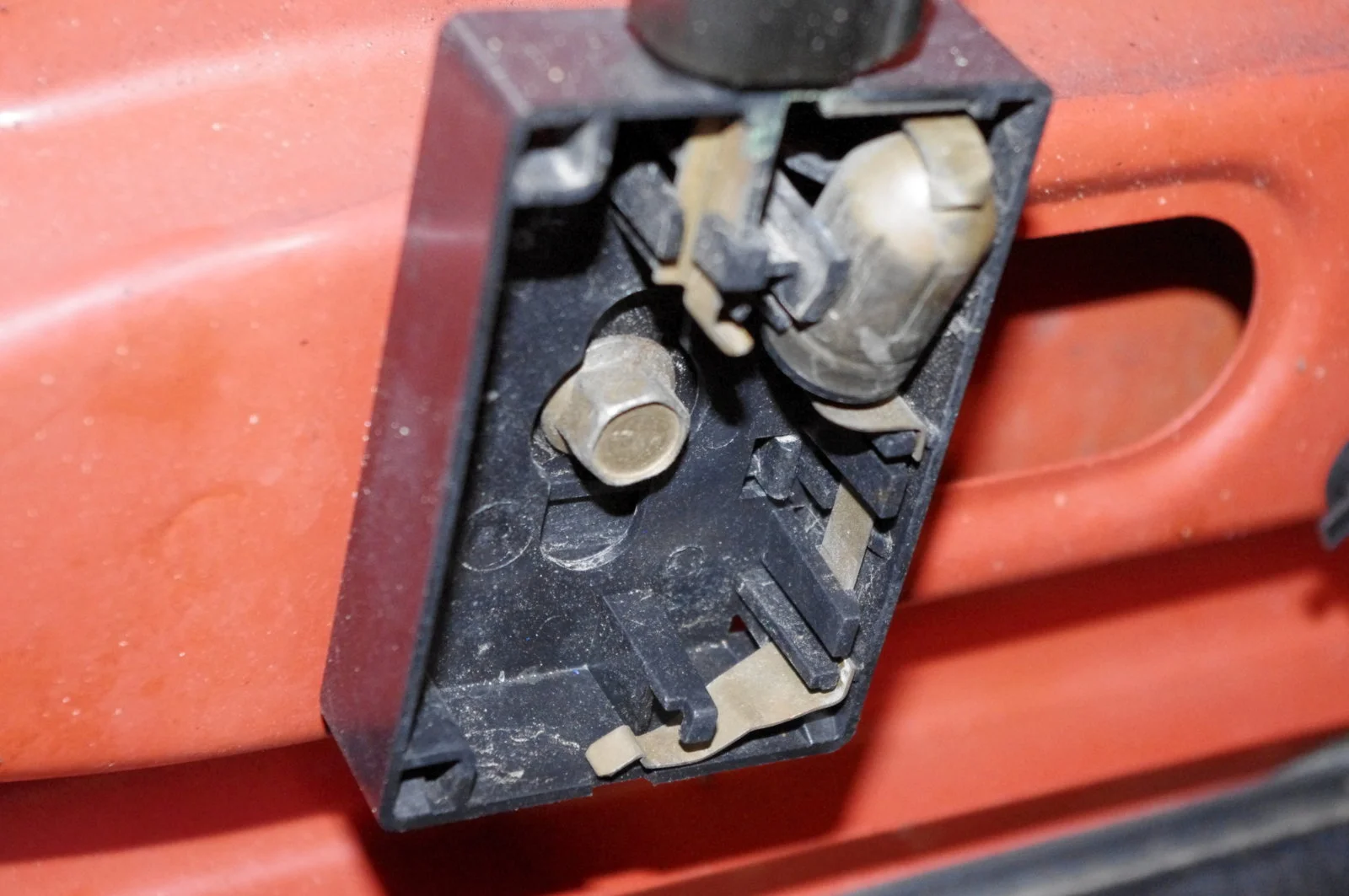 Underhood light (7).webp